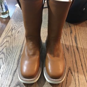 Meet your Posher, Aaron